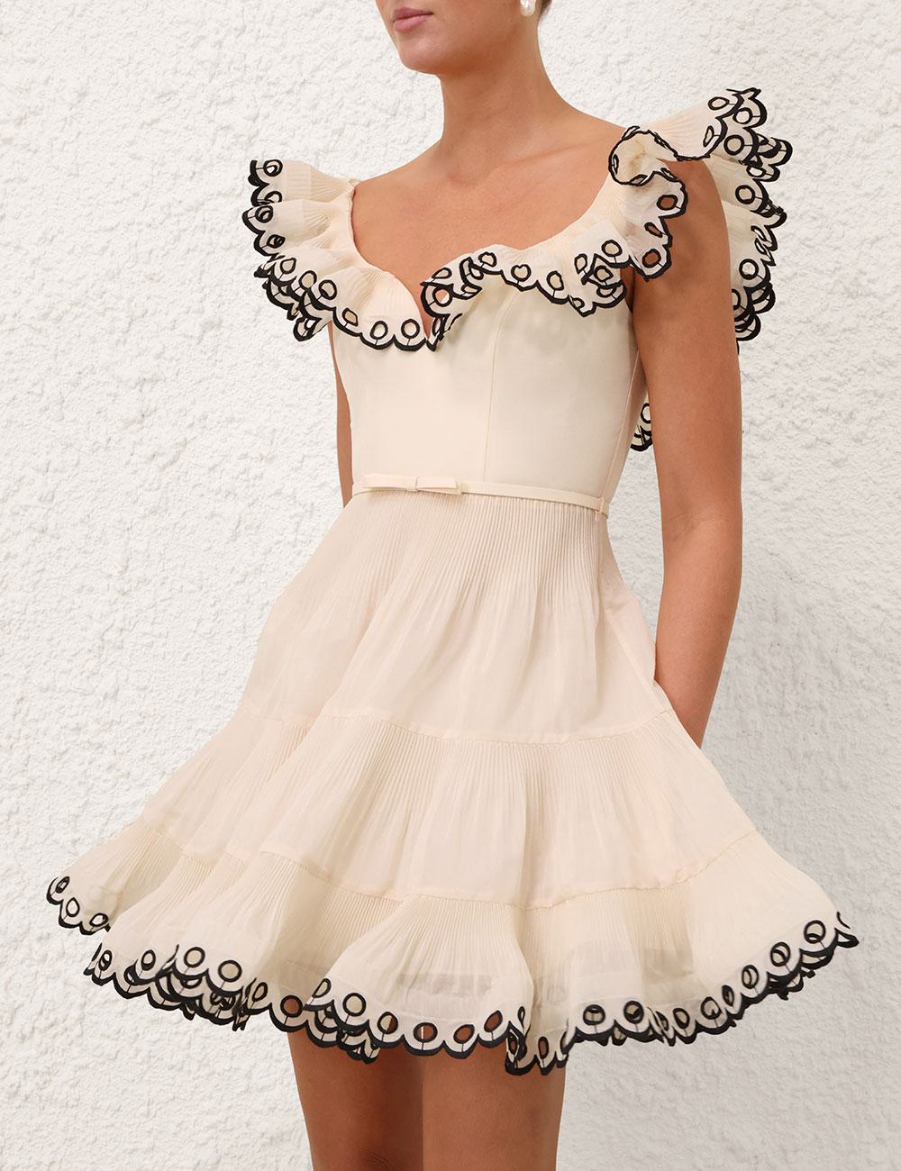 Stickad fransad minidress