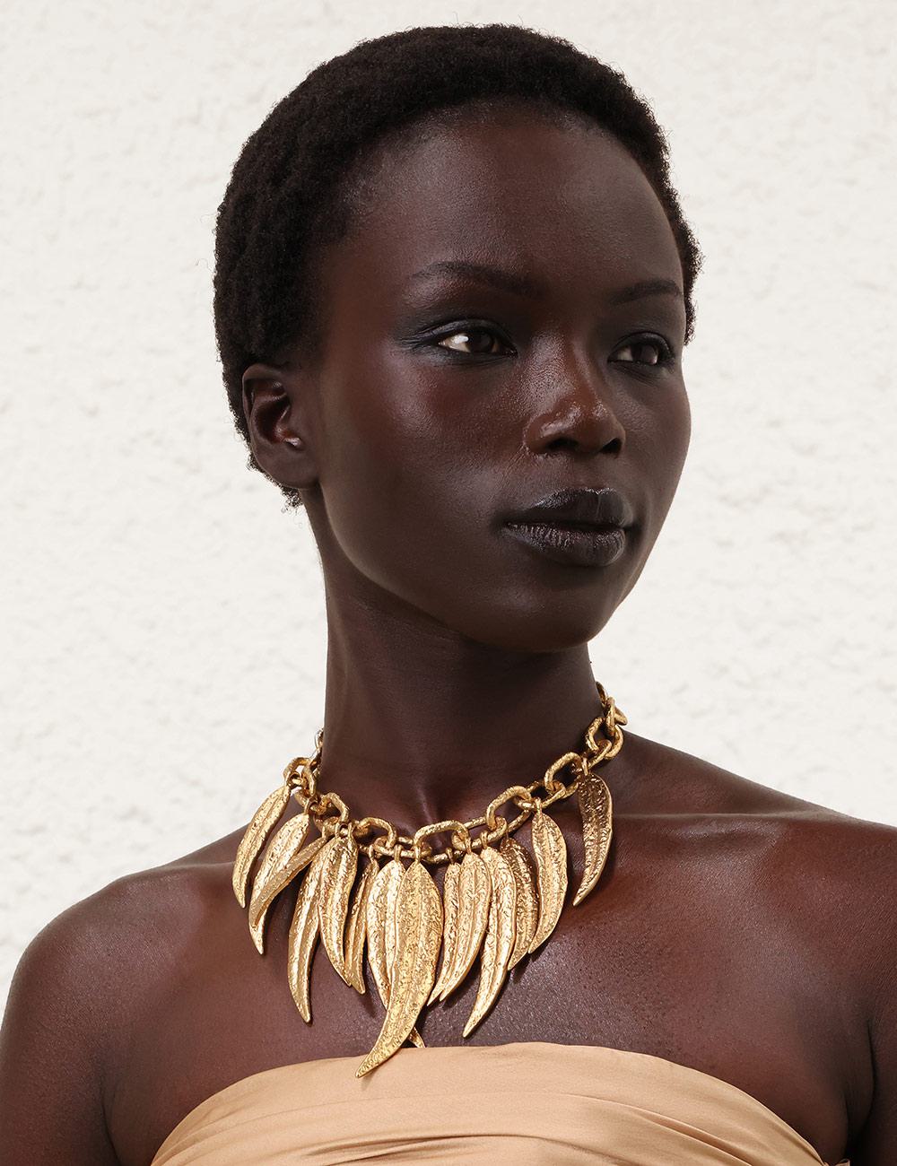 Mira charm-halsband